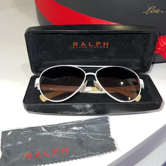 Ralph Lauren Accessories - AUTHENTIC RALPH LAUREN AVIATOR SUNGLASSES